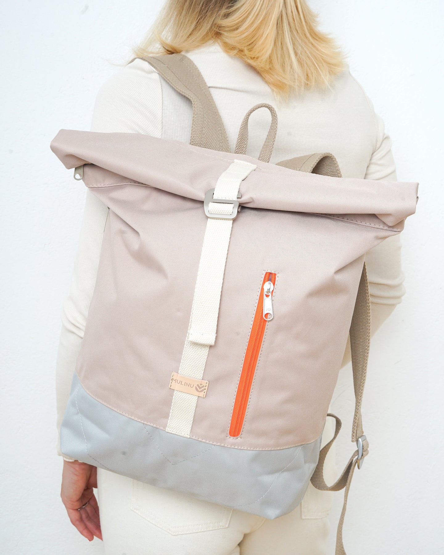 ALBERT INDIVIDUAL Rolltop Rucksack Beige Hellgrau – MULINU