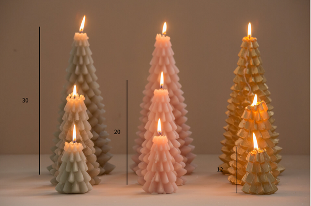 Weihnachtsbaum Kerze 6,3 x 12cm