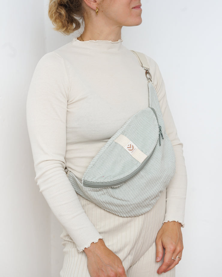 Hipbag HENNES INDIVIDUAL Kord Hellmint M/L