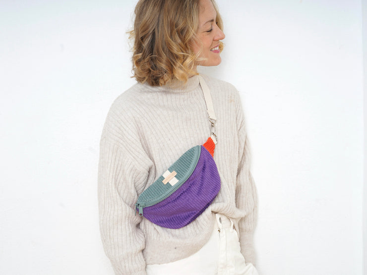 Hipbag HENNES INDIVIDUAL kord Colour Blocking Lila